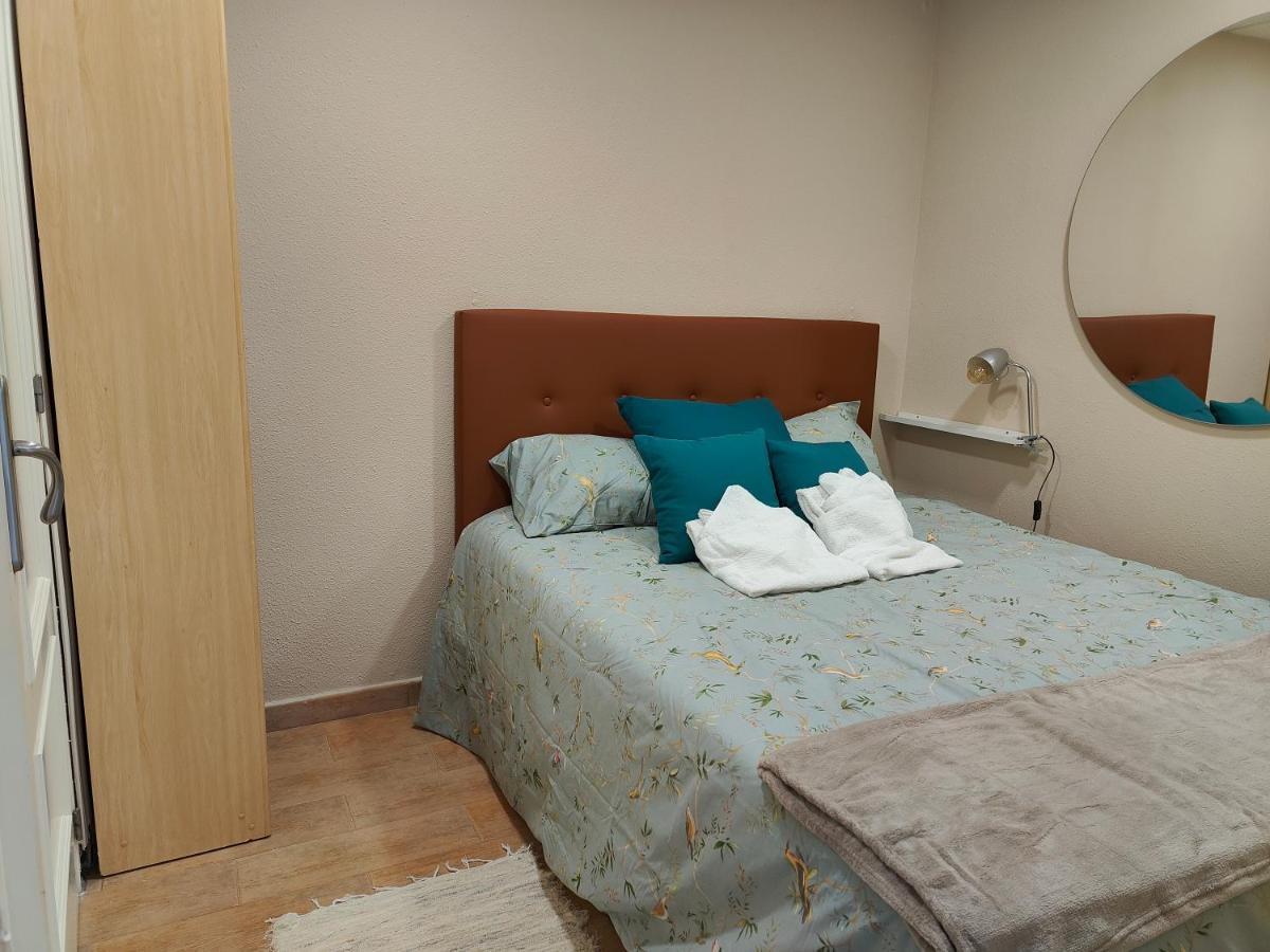 Turia Y Ciencias Apartments バレンシア エクステリア 写真